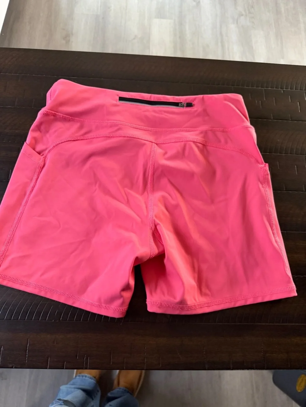 Women’s Rabbit running shorts - Picture 4 of 4